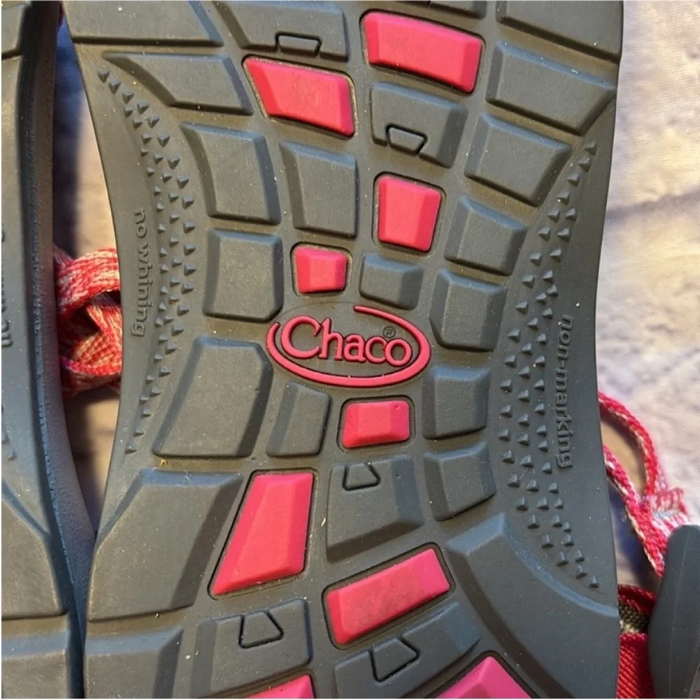 Chaco Girls ZX/1 Ecotread Sport Sandals Pink and Gray Like New Kids Size 3